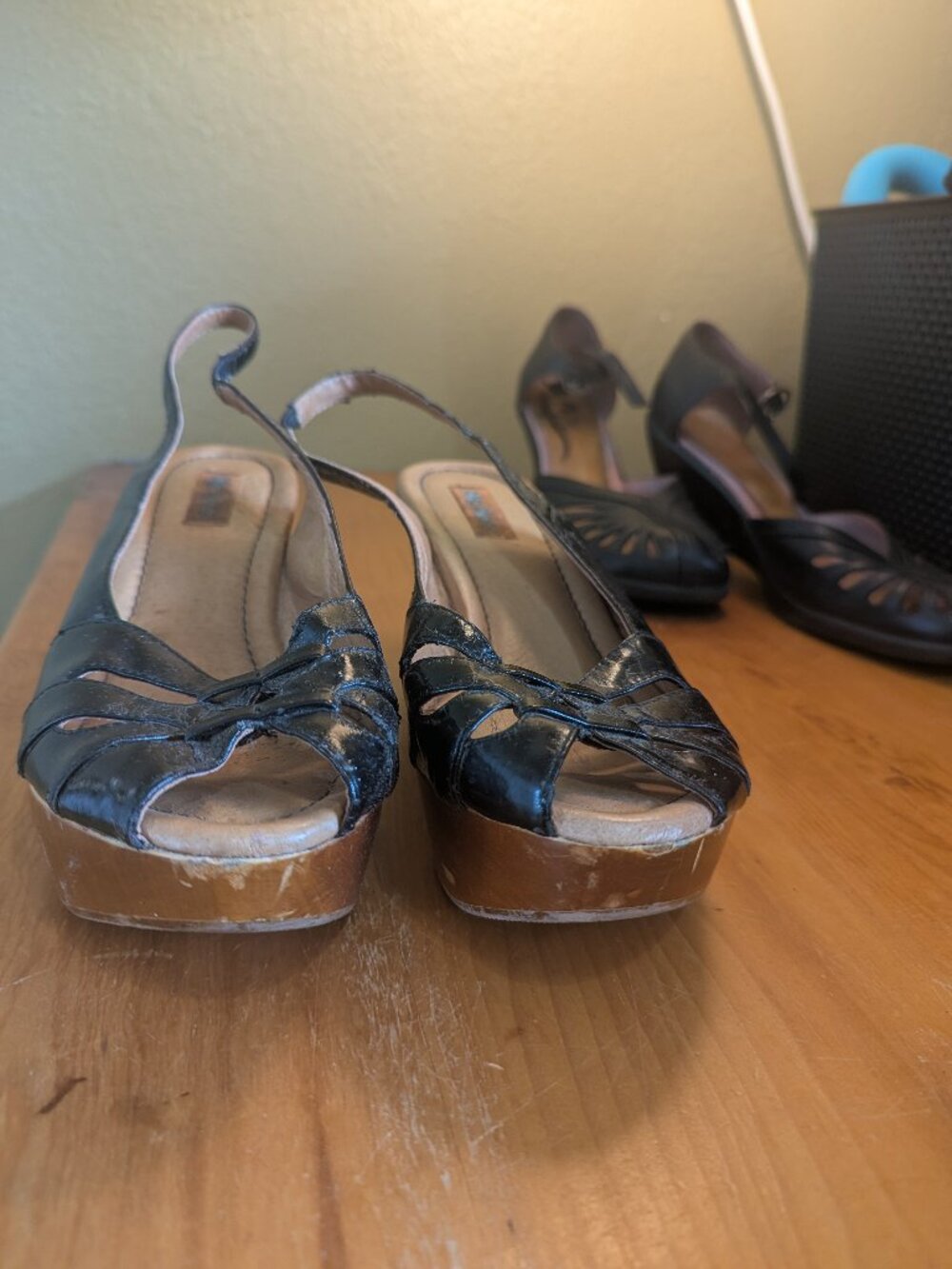 Vintage Miz Mooz Clogs size 39